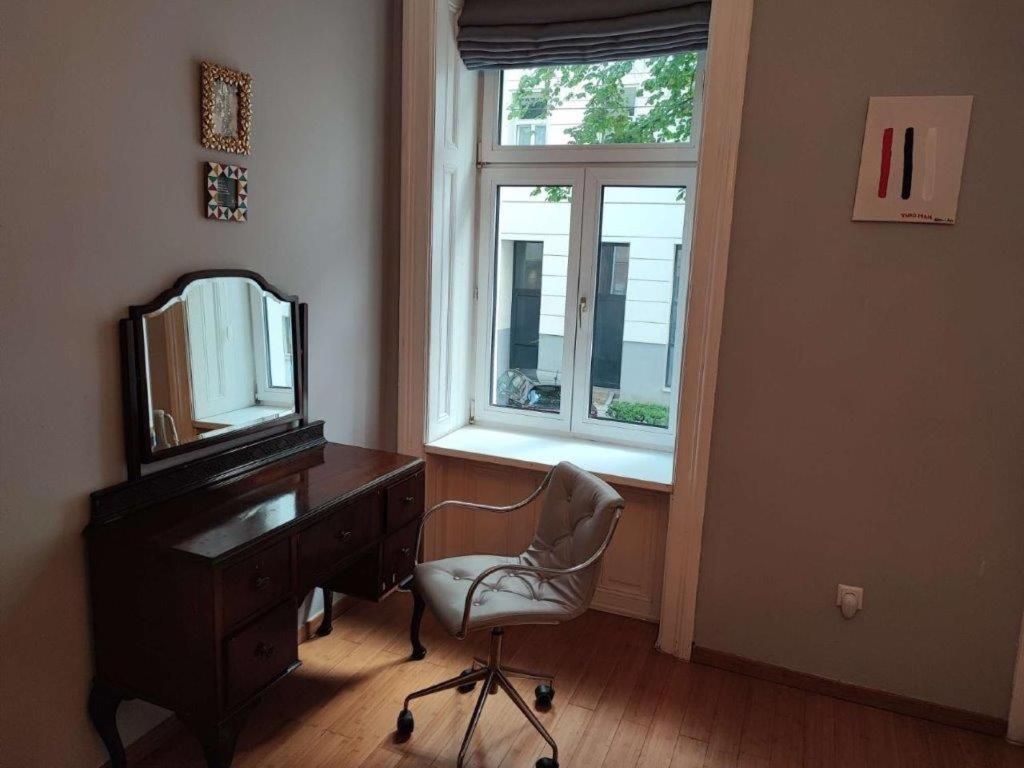 Central Vienna Apartment With Unique 40M2 City Garden & Self Check In Εξωτερικό φωτογραφία