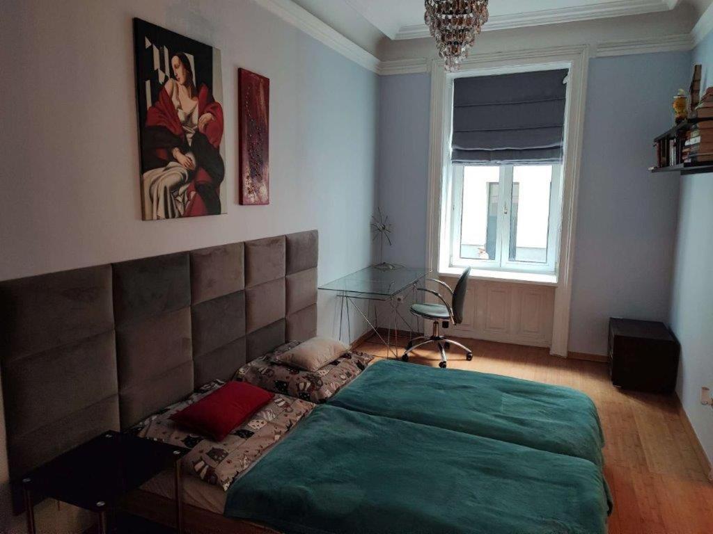 Central Vienna Apartment With Unique 40M2 City Garden & Self Check In Εξωτερικό φωτογραφία